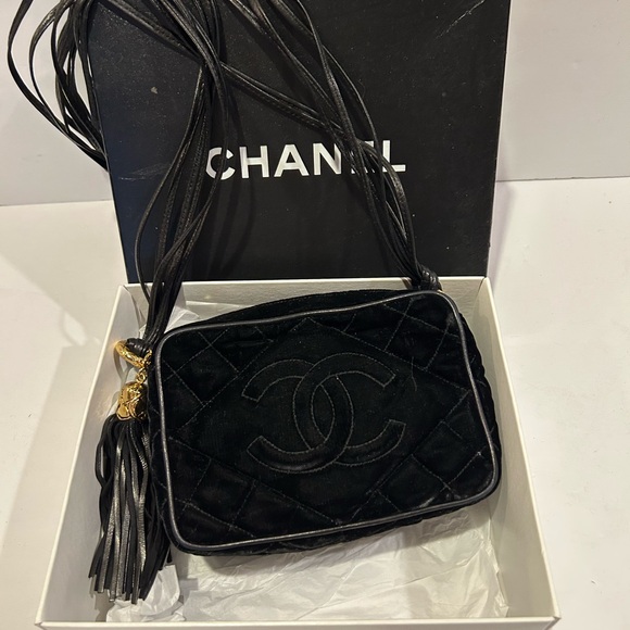 Vintage Chanel Black Velvet Bag - Picture 9 of 9